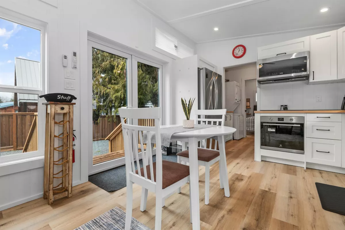 Breakfast Nook Photo of H113 Strawberry Lane, Sunshine Valley, BC