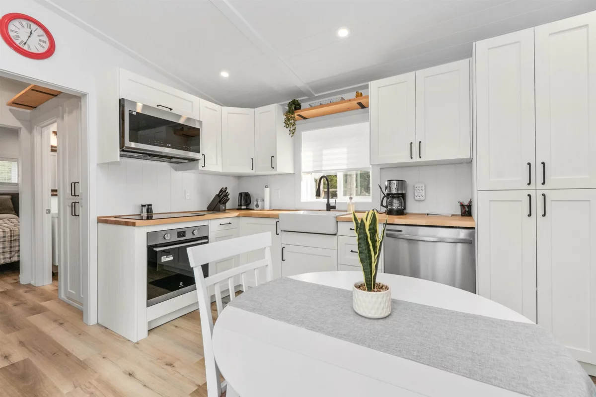 Kitchen Photo of H113 Strawberry Lane, Sunshine Valley, BC