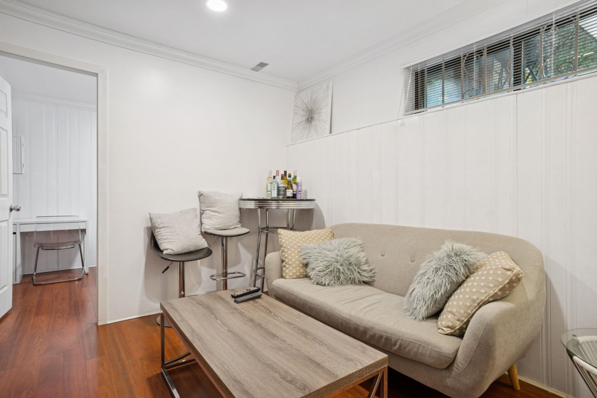 Hallway Photo of 7730 Stanley Street, Burnaby, BC