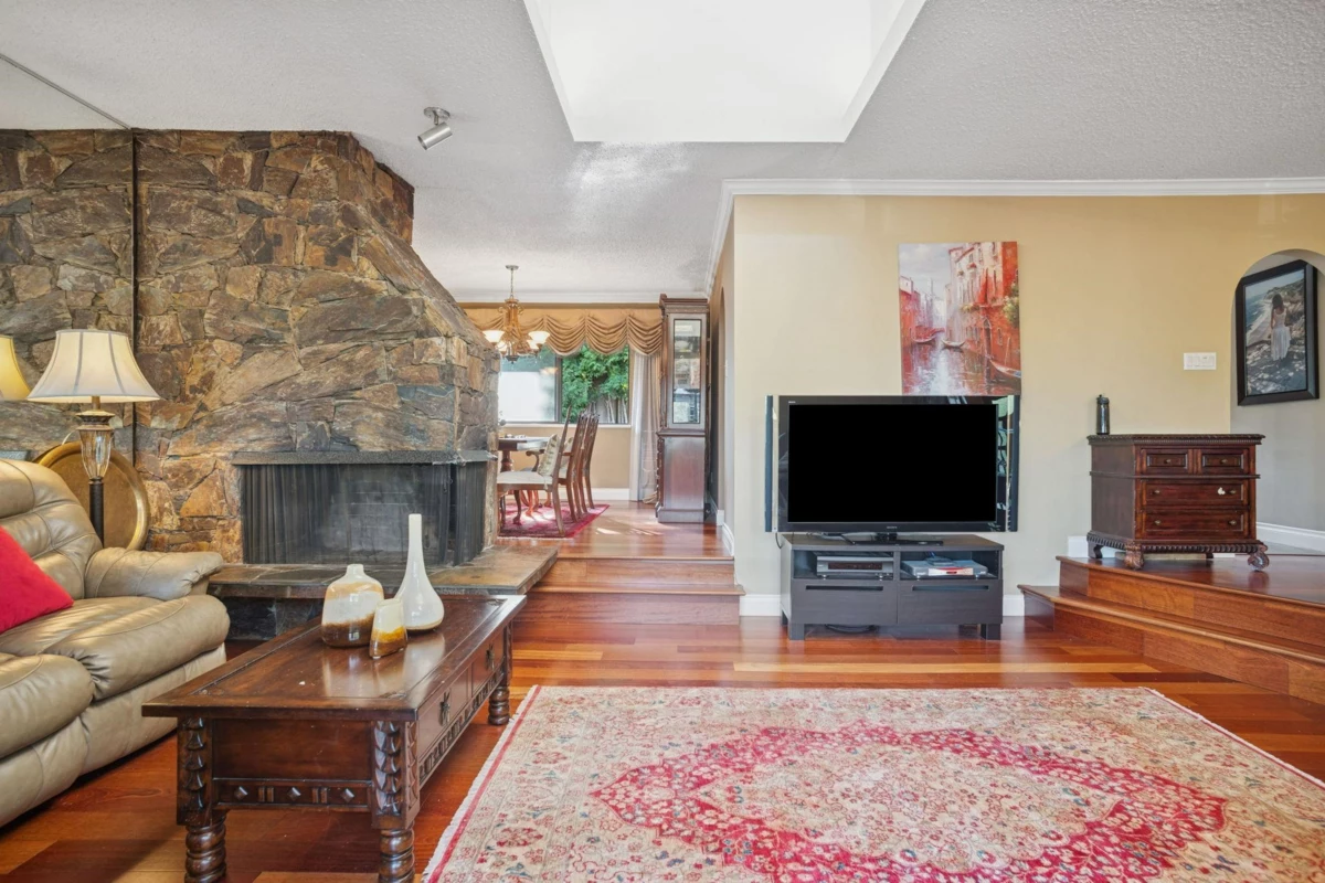 Kitchen Photo of 7730 Stanley Street, Burnaby, BC