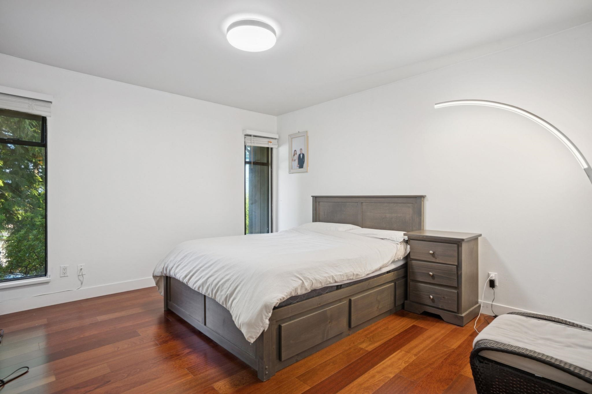 Powder Room Photo of 7730 Stanley Street, Burnaby, BC