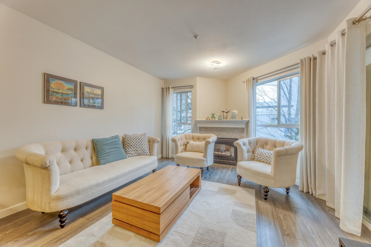 Living Room Photo of 311 128 W 8th Street, North Vancouver, BC