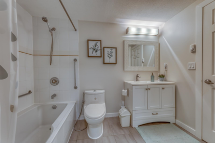 Guest Bathroom Photo of 311 128 W 8th Street, North Vancouver, BC