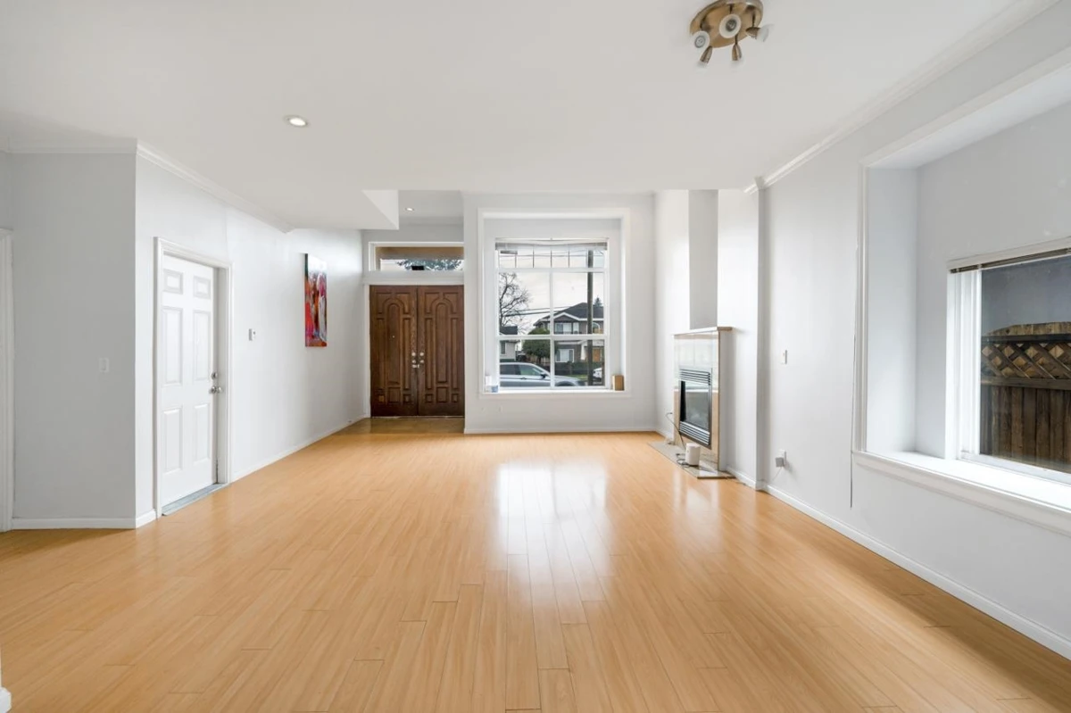 Living Room Photo of 5989 Rumble Street, Burnaby, BC