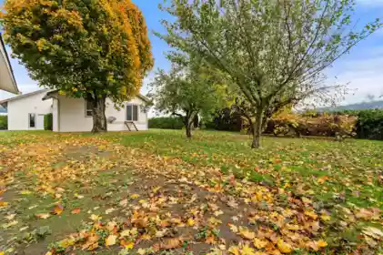39965 No. 5 Road, Abbotsford, BC, Abbotsford — Single Family Residence for sale