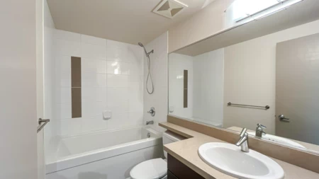 615 9009 Cornerstone Mews, Burnaby, BC, Burnaby — Apartment/Condo for sale