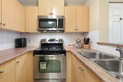 3113 240 Sherbrooke Street, New Westminster, BC, New Westminster — Apartment/Condo for sale