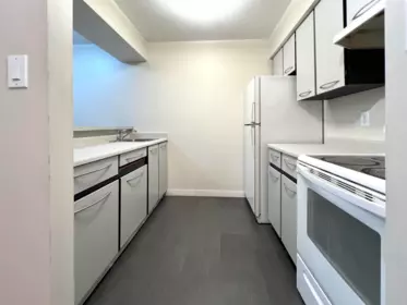 208 1955 Woodway Place, Burnaby, BC, Burnaby — Apartment/Condo for sale