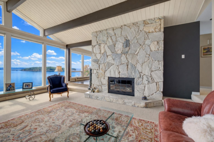 Kitchen Photo of 5951 Sunshine Coast Highway, Sechelt, BC
