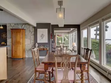 Primary Bedroom Photo of 5951 Sunshine Coast Highway, Sechelt, BC