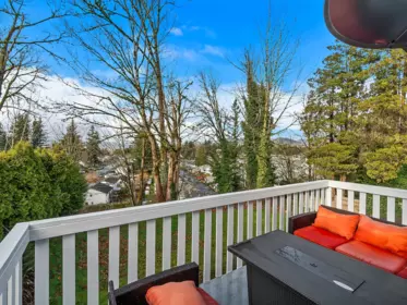 Outdoor Kitchen Photo of 34889 High Drive, Abbotsford, BC