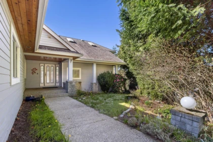 9219 Regal Road, Halfmoon Bay, BC, Halfmoon Bay — Single Family Residence for sale