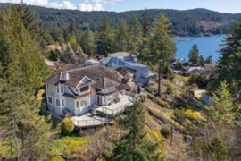 9219 Regal Road, Halfmoon Bay, BC