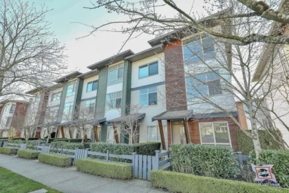 7 8473 163rd Street, Surrey, BC, Surrey — Townhouse for sale