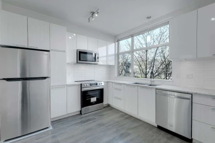 Walk-In Closet Photo of 7 8473 163rd Street, Surrey, BC