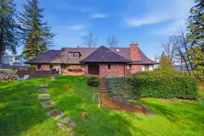 5780 Malvern Avenue, Burnaby, BC, Burnaby — Single Family Residence for sale