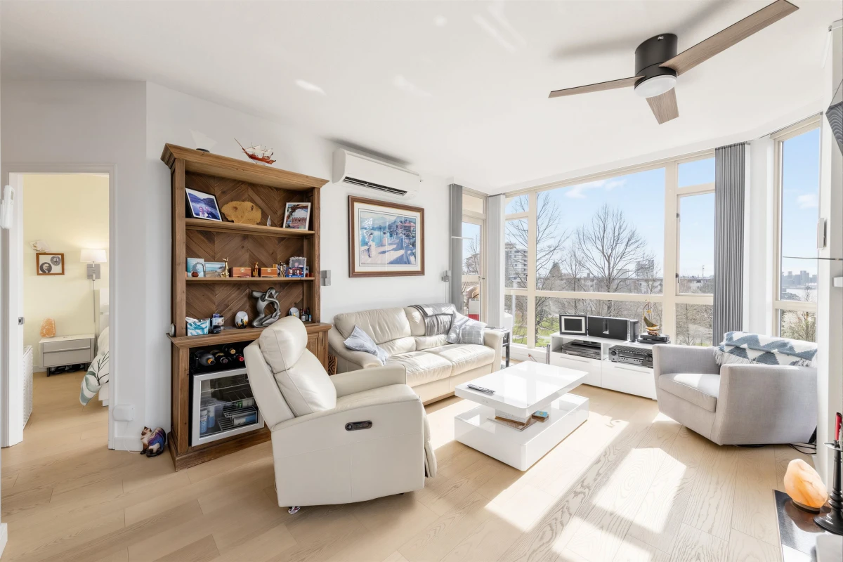 Family Room Photo of 304 160 W Keith Road, North Vancouver, BC
