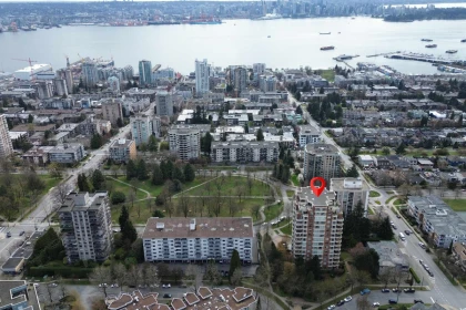 Hot Tub / Spa Photo of 304 160 W Keith Road, North Vancouver, BC