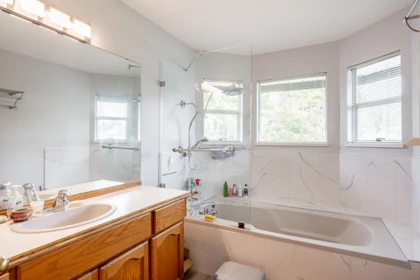 Staircase Photo of 12971 66b Avenue, Surrey, BC