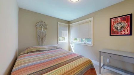Loft / Bonus Room Photo of 1 728 Gibsons Way, Gibsons, BC