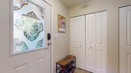 Walk-In Closet Photo of 1 728 Gibsons Way, Gibsons, BC