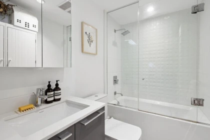 Primary Bathroom Photo of 328 2220 Kingsway Street, Vancouver, BC