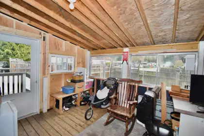 Kitchen Photo of 114 1413 Sunshine Coast Highway, Gibsons, BC