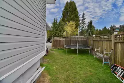 Laundry Room Photo of 114 1413 Sunshine Coast Highway, Gibsons, BC