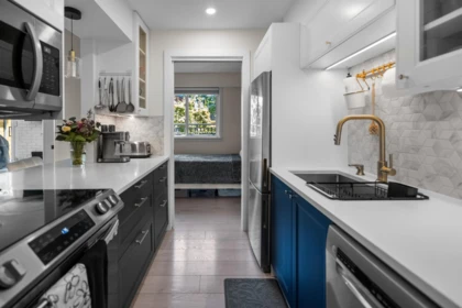 Office / Den Photo of 101 2121 W 6th Avenue, Vancouver, BC