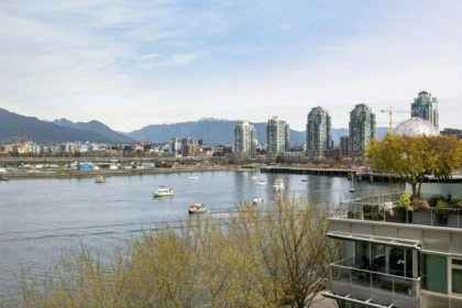 Office / Den Photo of 603 181 Athletes Way, Vancouver, BC
