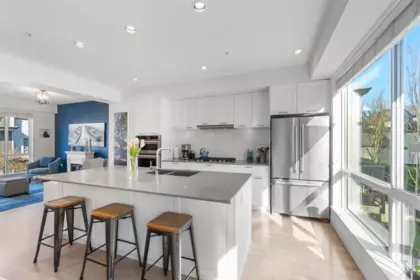 Kitchen Island Photo of 12 2825 159 Street, Surrey, BC