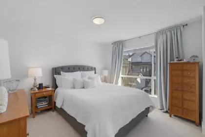 Office / Den Photo of 12 2825 159 Street, Surrey, BC