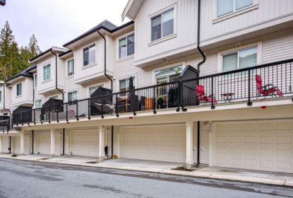 Backyard Photo of 115 24951 112 Avenue, Maple Ridge, BC