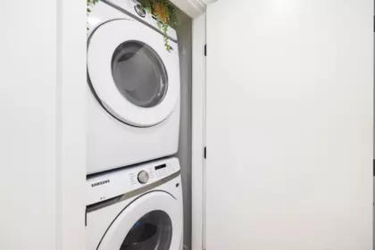 Laundry Room Photo of 444 545 E 2nd Street, North Vancouver, BC
