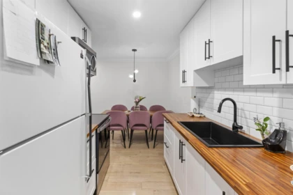 Kitchen Island Photo of 204 32175 Old Yale Road, Abbotsford, BC