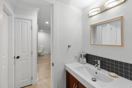 Mudroom Photo of 204 32175 Old Yale Road, Abbotsford, BC