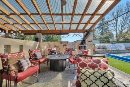 Backyard Photo of 19717 48a Avenue, Langley, BC
