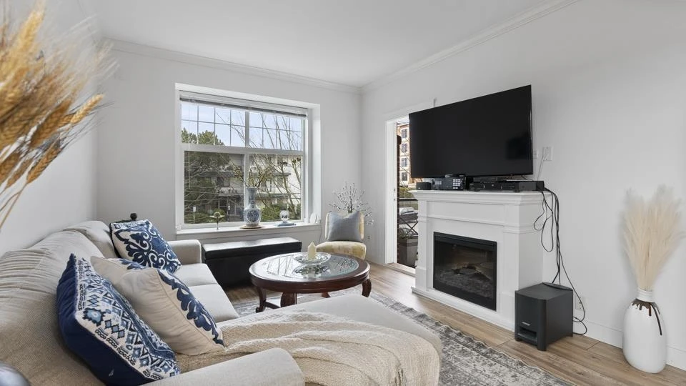 Living Room Photo of 213 17712 57a Avenue, Surrey, BC
