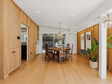 Kitchen Photo of 1650 Mathers Avenue, West Vancouver, BC