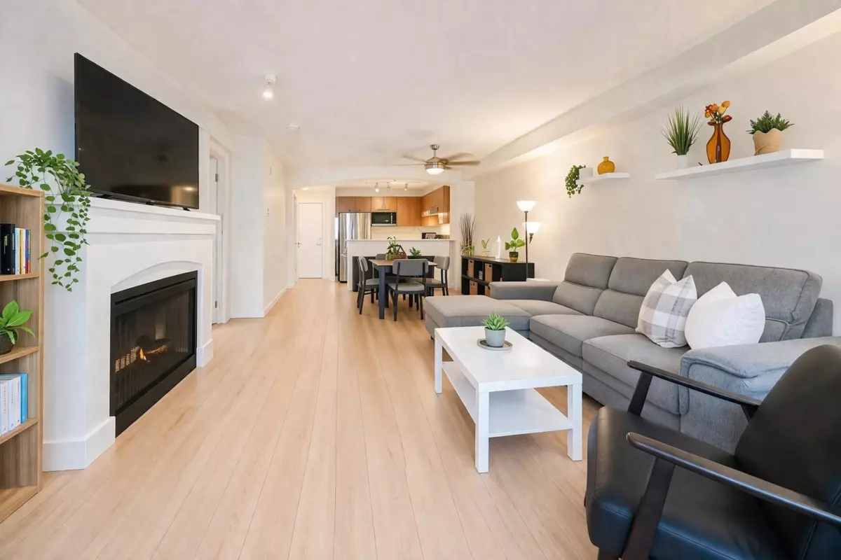 Dining Area Photo of 208 2958 Silver Springs Boulevard, Coquitlam, BC