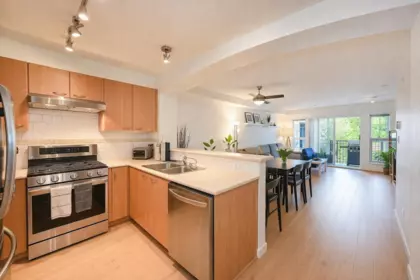 208 2958 Silver Springs Boulevard, Coquitlam, BC, Coquitlam — Apartment/Condo for sale