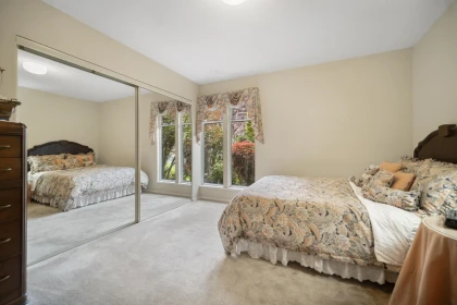 Mudroom Photo of 1884 139a Street, Surrey, BC