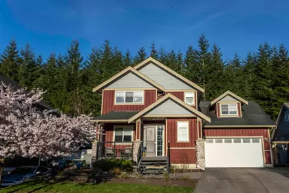 38618 Cherry Drive, Squamish, BC, Squamish — Single Family Residence for sale