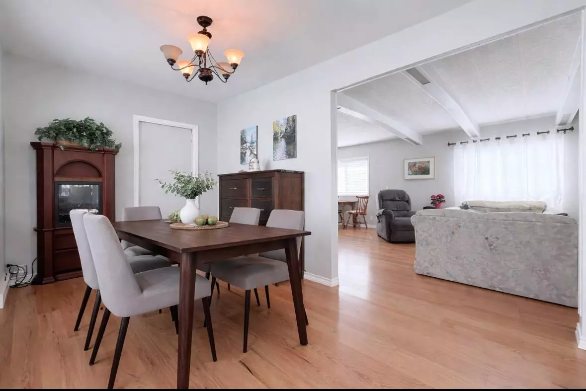 Living Room Photo of 97 2315 198 Street, Langley, BC