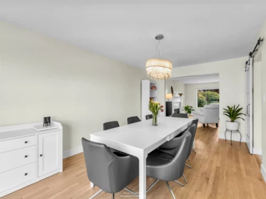 Kitchen Photo of 1405 20th Street, West Vancouver, BC
