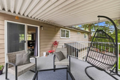 Staircase Photo of 26744 33 Avenue, Langley, BC