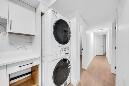 Laundry Room Photo of 7629 197 Street, Langley, BC