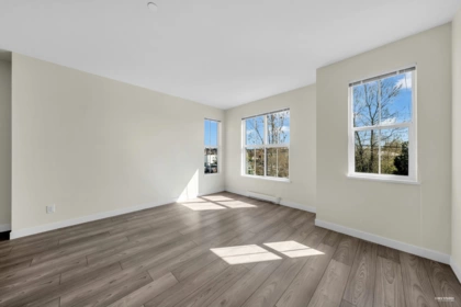 Breakfast Nook Photo of 25 488 Furness Street, New Westminster, BC