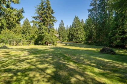 Outdoor Kitchen Photo of 1532 Adams Road, Bowen Island, BC