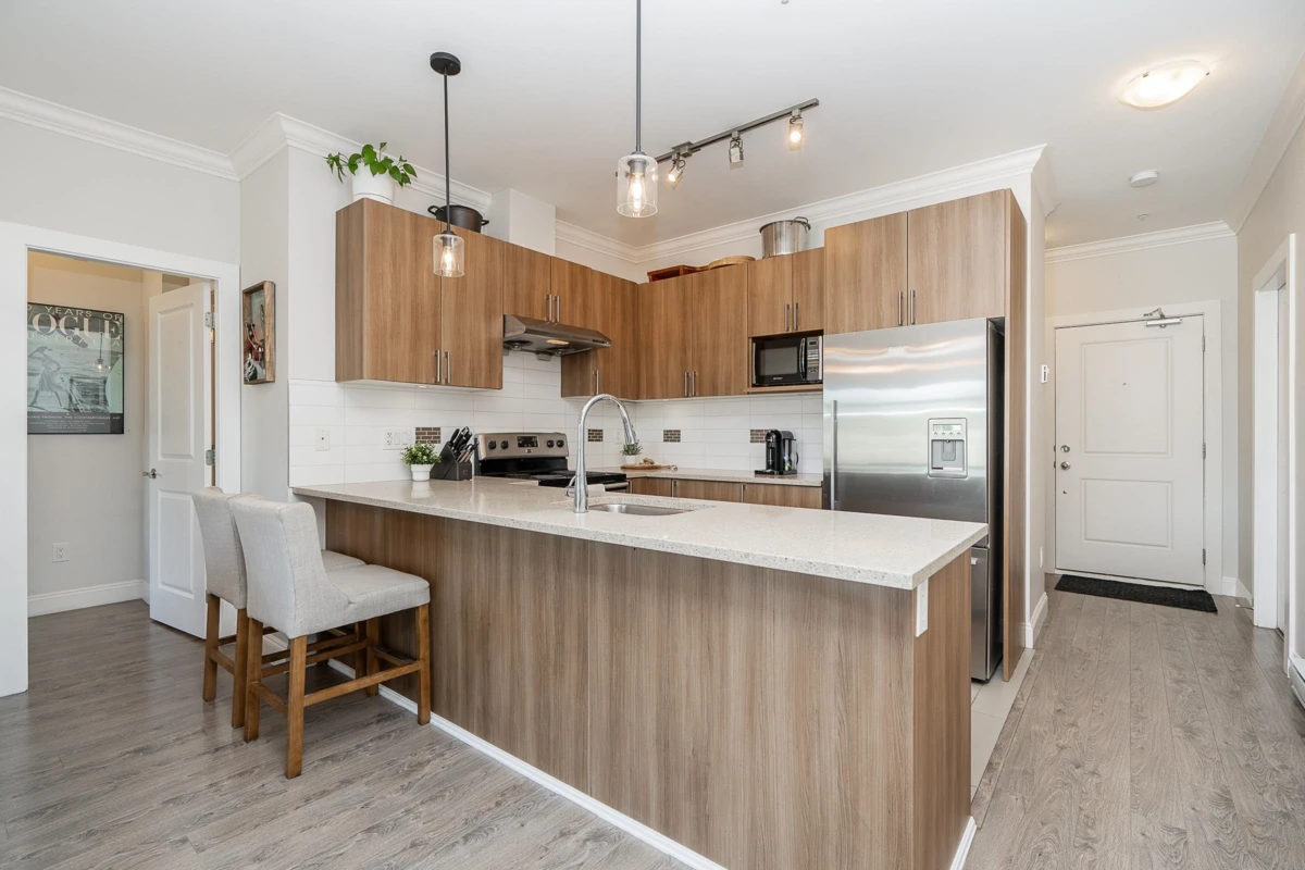 Family Room Photo of 309 11566 224 Street, Maple Ridge, BC